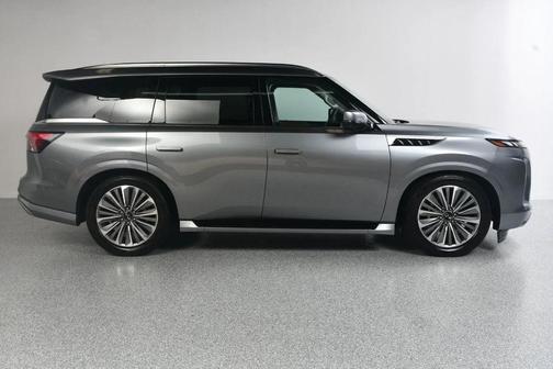 2025 INFINITI QX80 SENSORY AWD
