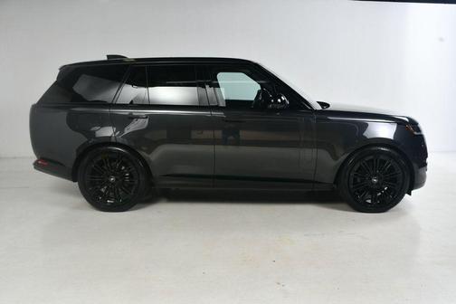 2023 Land Rover Range Rover P530 SE SWB