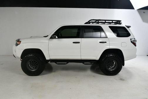 2020 Toyota 4Runner Venture 4WD