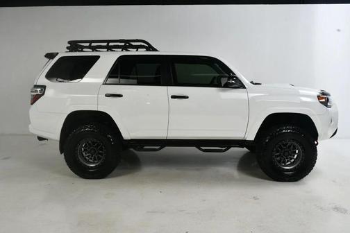 2020 Toyota 4Runner Venture 4WD