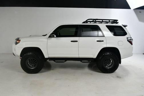 2020 Toyota 4Runner Venture 4WD