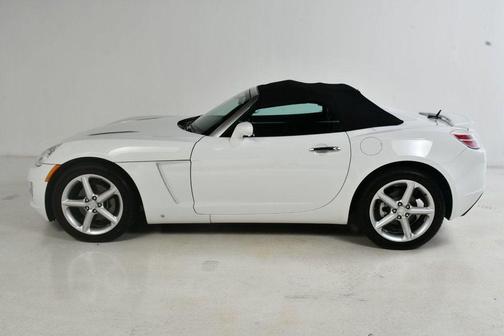 2007 Saturn Sky 2dr Convertible