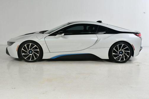 2015 BMW i8 Base
