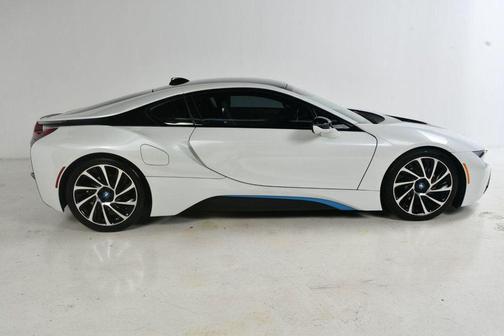 2015 BMW i8 Base