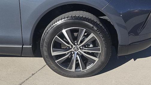 2024 Toyota Venza LE