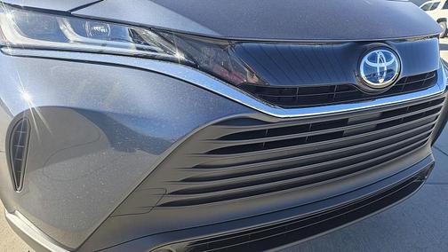 2024 Toyota Venza LE