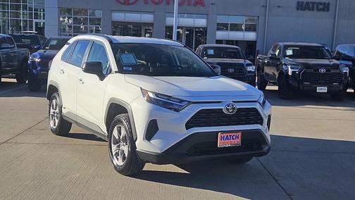 2025 Toyota RAV4 Hybrid LE