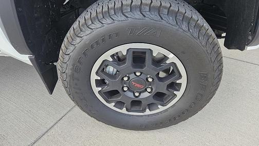 2024 Toyota Tacoma TRD Off Road