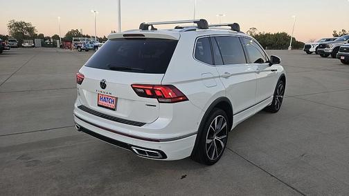 2022 Volkswagen Tiguan 2.0T SEL R-Line 4MOTION