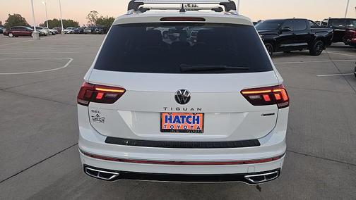 2022 Volkswagen Tiguan 2.0T SEL R-Line 4MOTION