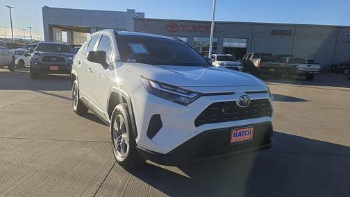 2024 Toyota RAV4 Hybrid LE