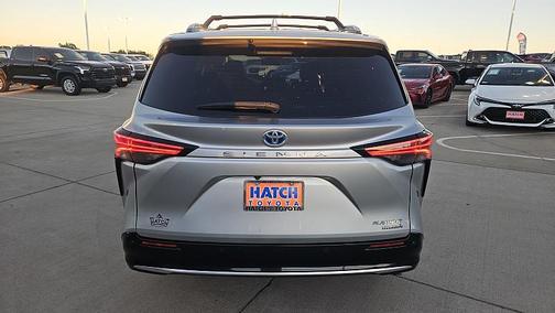 2022 Toyota Sienna Platinum 7 Passenger