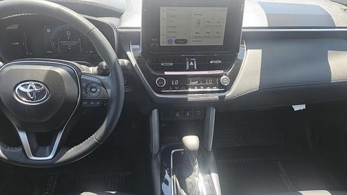 2024 Toyota Corolla Cross XLE