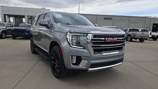 2023 GMC Yukon SLT