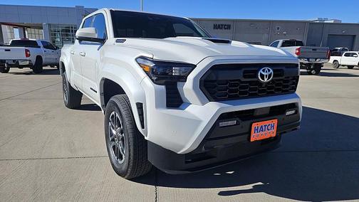 2024 Toyota Tacoma Hybrid TRD Sport