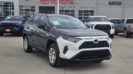 2021 Toyota RAV4 LE