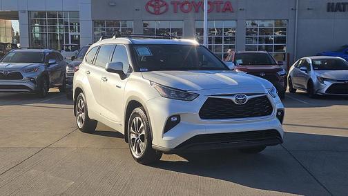 2020 Toyota Highlander Hybrid XLE