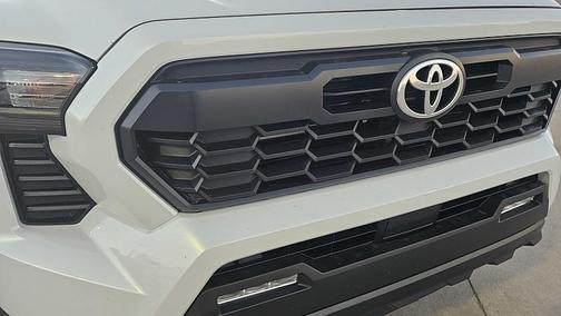 Wind Chill Pearl 2024 Toyota Tacoma TRD Sport