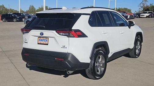 2024 Toyota RAV4 Hybrid LE