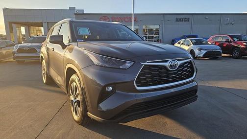2023 Toyota Highlander Hybrid XLE