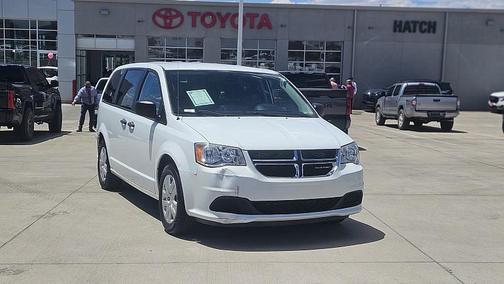 White Knuckle Clearcoat 2019 Dodge Grand Caravan SE