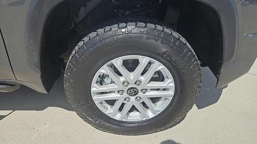 2024 Toyota Tundra SR5