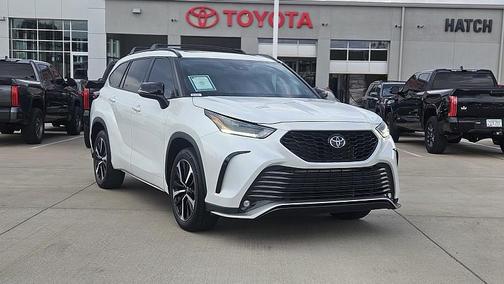 2022 Toyota Highlander XSE