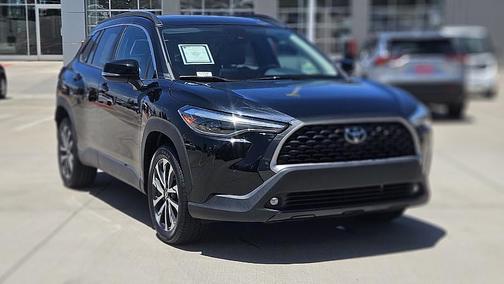 2022 Toyota Corolla Cross XLE
