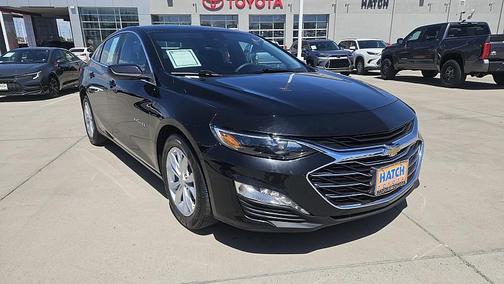 Mosaic Black Metallic 2023 Chevrolet Malibu FWD 1LT
