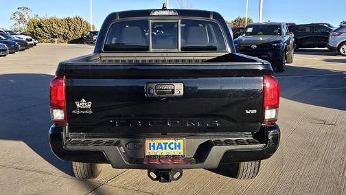 2022 Toyota Tacoma SR