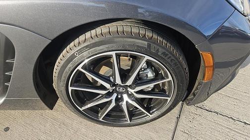 2025 Toyota GR86 Base