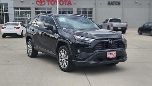 2022 Toyota RAV4 XLE Premium