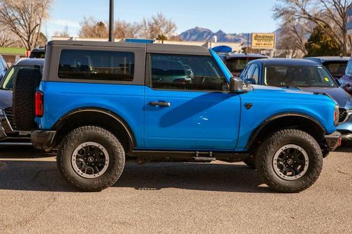 2022 Ford Bronco Black Diamond