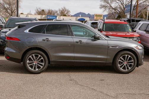 2019 Jaguar F-PACE 25t Premium