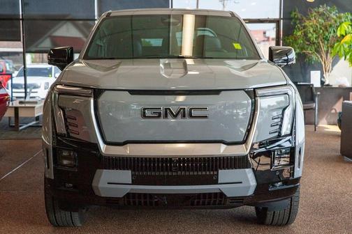 2024 GMC Sierra EV Denali
