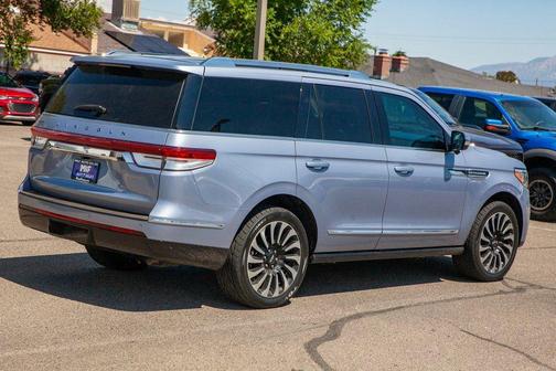 Crystal Blue Metallic 2023 Lincoln Navigator Black Label