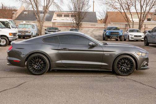 2017 Ford Mustang GT