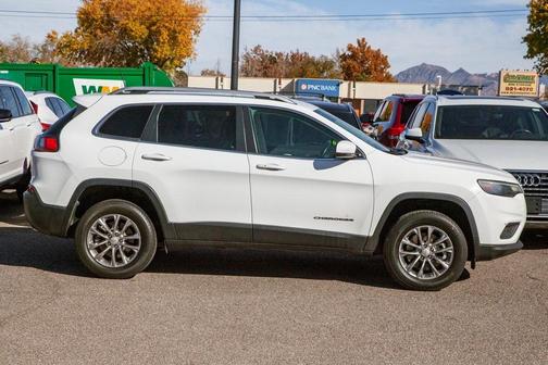 2021 Jeep Cherokee Latitude Lux