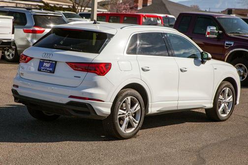 2024 Audi Q3 45 S line Premium