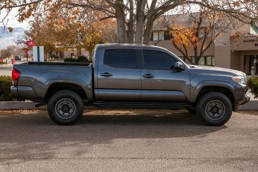 2019 Toyota Tacoma SR