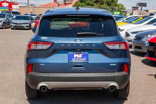 2020 Ford Escape SE