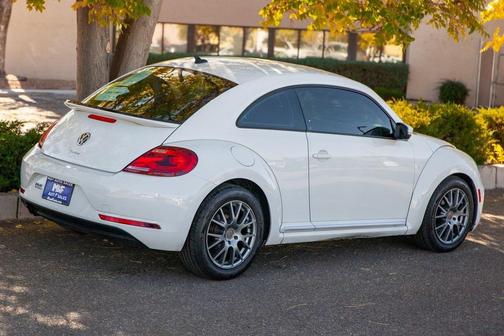 2018 Volkswagen Beetle 2.0T S