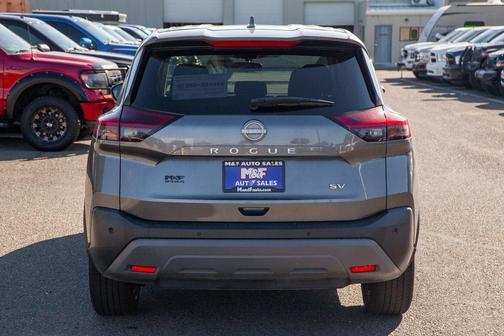 2022 Nissan Rogue SV