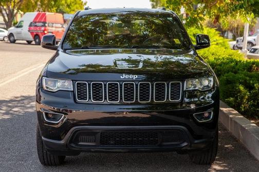 2018 Jeep Grand Cherokee Laredo E