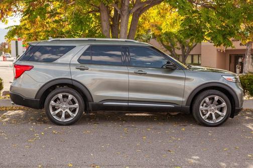 2020 Ford Explorer Platinum
