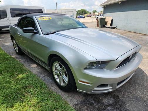 2014 Ford Mustang V6