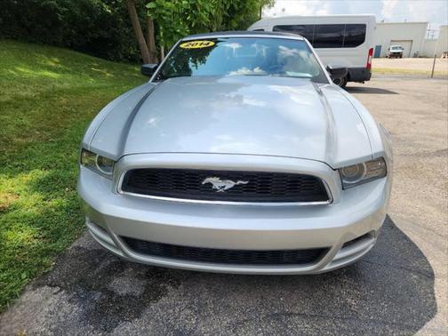 2014 Ford Mustang V6