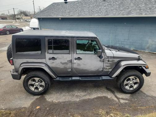 2018 Jeep Wrangler JK Unlimited Sahara