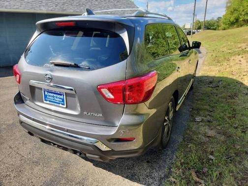 2019 Nissan Pathfinder Platinum