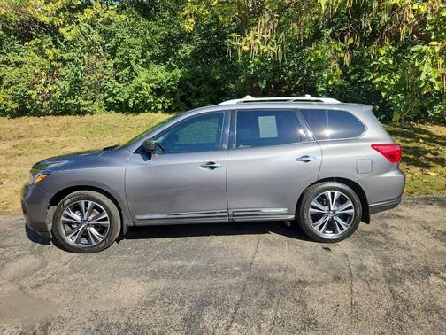 2019 Nissan Pathfinder Platinum